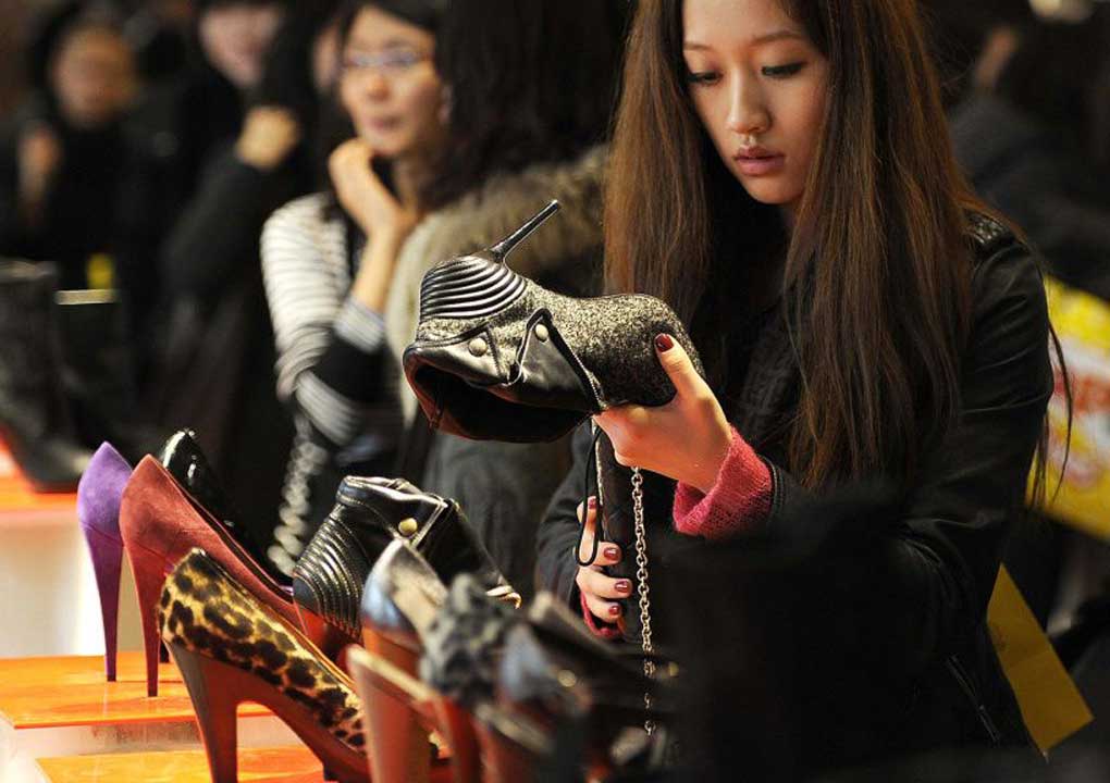 Luxury Goods, a Market Many Consumers in China Shopped for